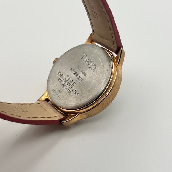 Timex Rose Gold Pink Leather 25mm Women’s Fashion Watch Working New Battery - Picture 6 of 8